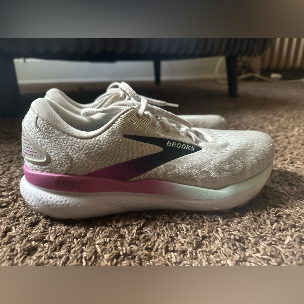 Brooks Women's Ghost 16 White and Pink Athletic Shoes